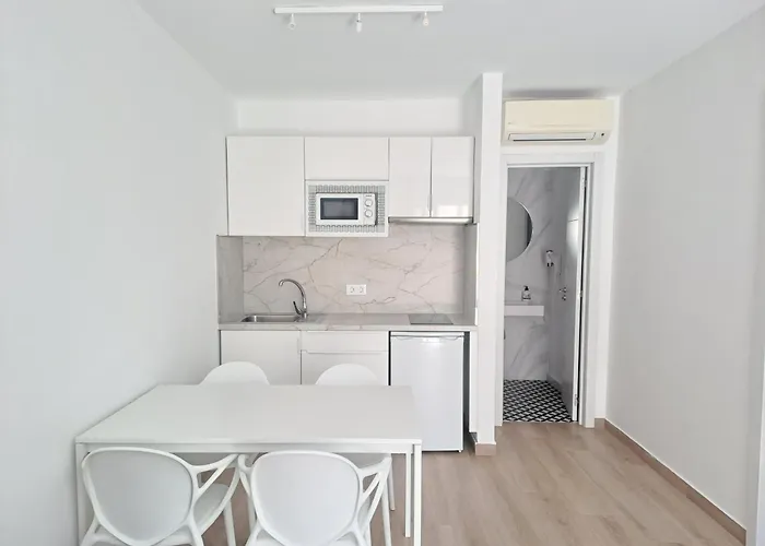 Alisios 13 Aparthotel